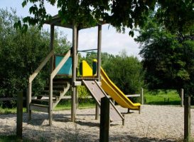 camping - Jeux enfants pas pour les curistes!