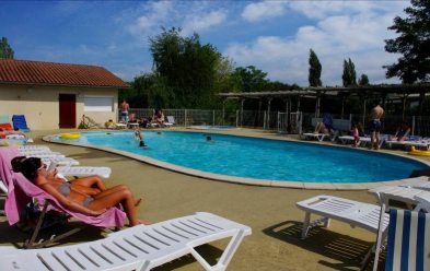 La piscine du camping